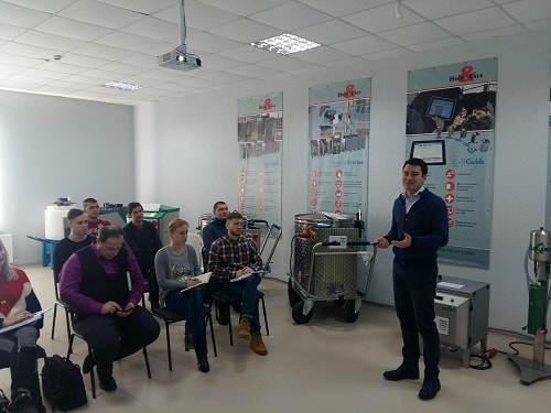 Тренинг по использованию оборудования для выращивания телят