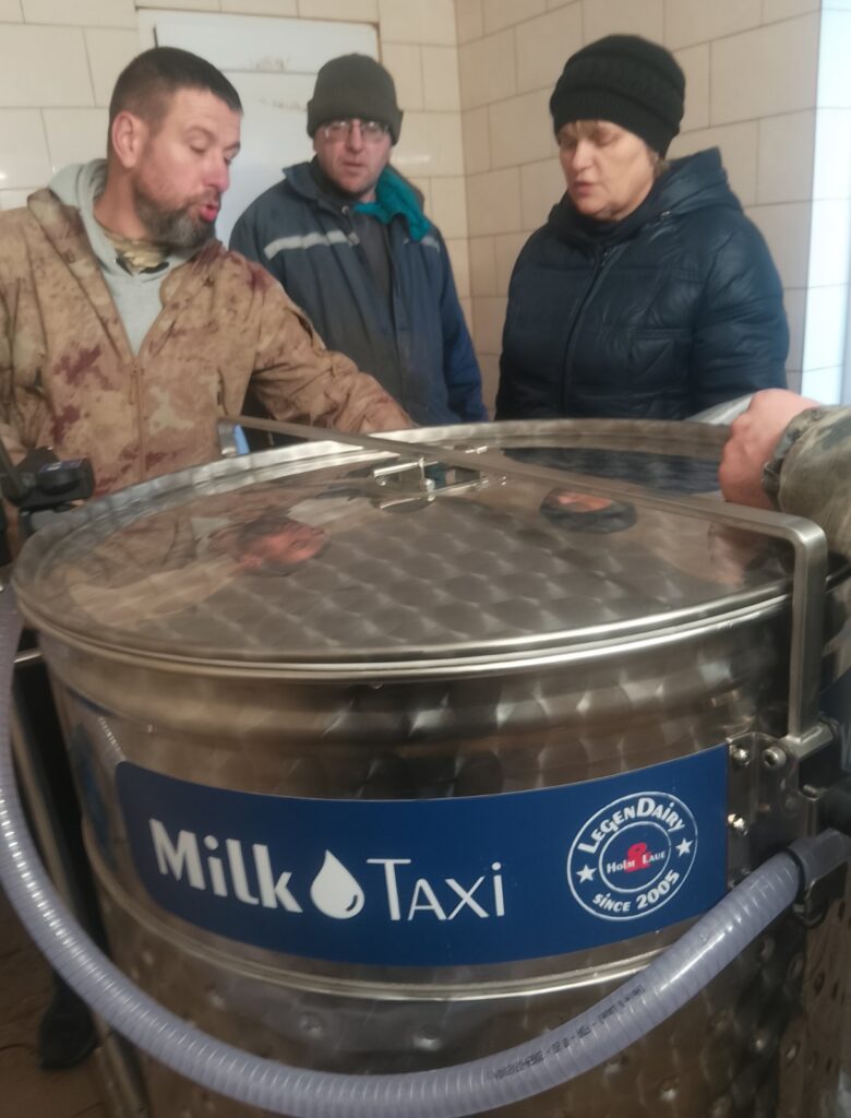 Установка молочного такси на ЧАО “КРЕМЕНЬ”