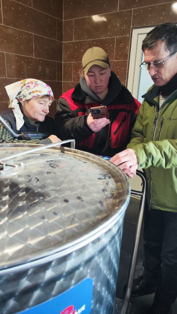 Установка молочного такси на ФХ “ДНЕСТРЯНСКИЕ ЗОРИ”